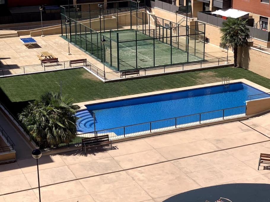 Апартаменты Atico, Piscina, Ac, Wi-Fi Y Parking Gratis, Gran Terraza, Vut 47-79 Арройо-де-ла-Энкомьенда Экстерьер фото