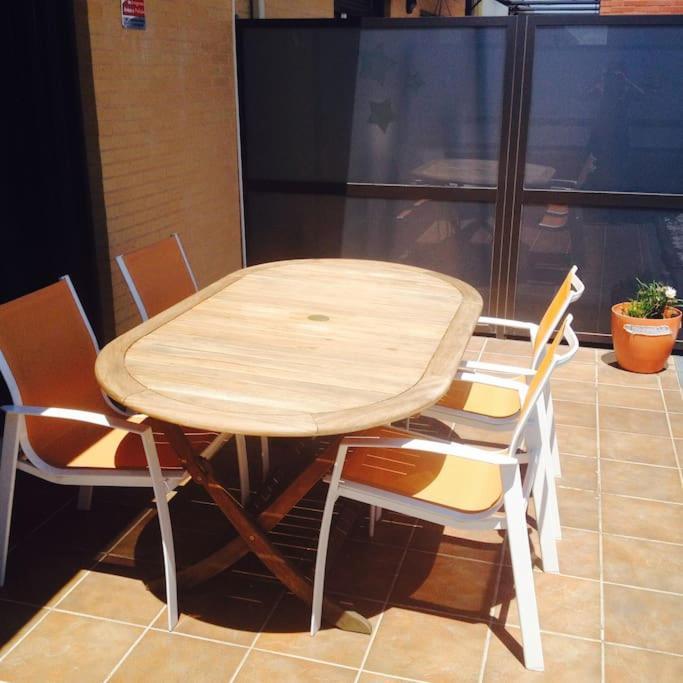 Апартаменты Atico, Piscina, Ac, Wi-Fi Y Parking Gratis, Gran Terraza, Vut 47-79 Арройо-де-ла-Энкомьенда Экстерьер фото